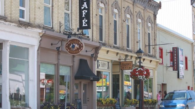 picture of mainstreet in Middlesex County